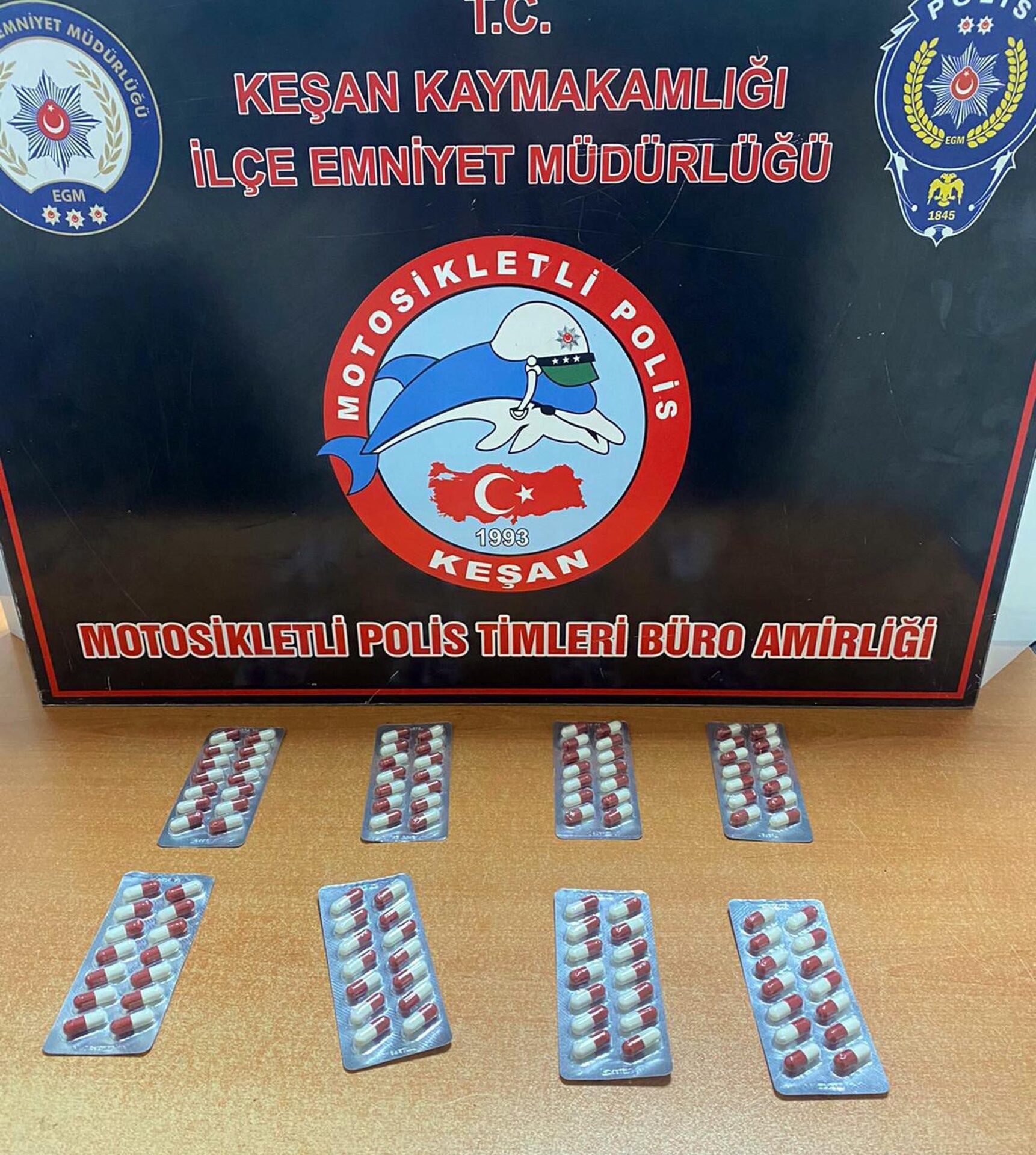 Edirne’de 112 uyuşturucu hapla yakalanan şüpheliye gözaltı Edirne’de 112 uyuşturucu hapla yakalanan şüpheliye gözaltı