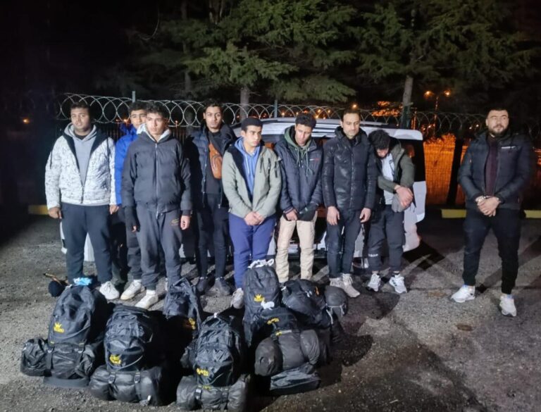 Tekirdağ’da 8 kaçak göçmen yakalandı | Çorlu’da Haber