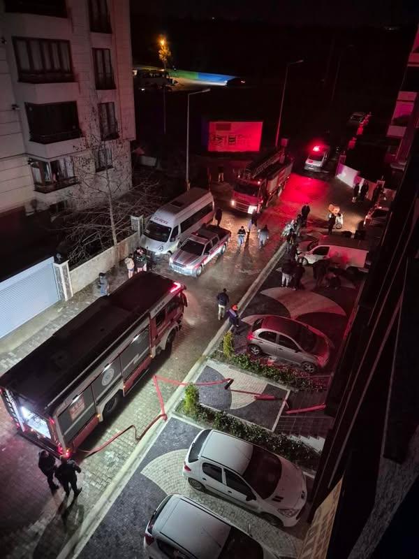 Yangın Paniği: 28 Yaşındaki Kadın Hastaneye Kaldırıldı