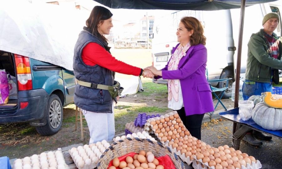 Cumhuriyet Mahallemizde Halk Pazarı Kuruldu Cumhuriyet Mahallemizde Halk Pazarı Kuruldu