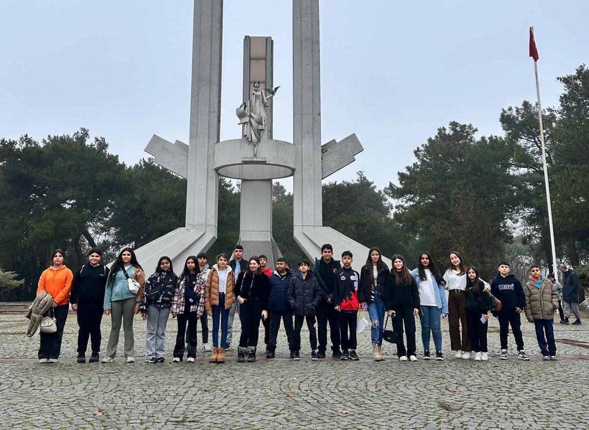 Öğrenciler, sömestir tatilinde Edirne’yi gezdi Öğrenciler, sömestir tatilinde Edirne’yi gezdi