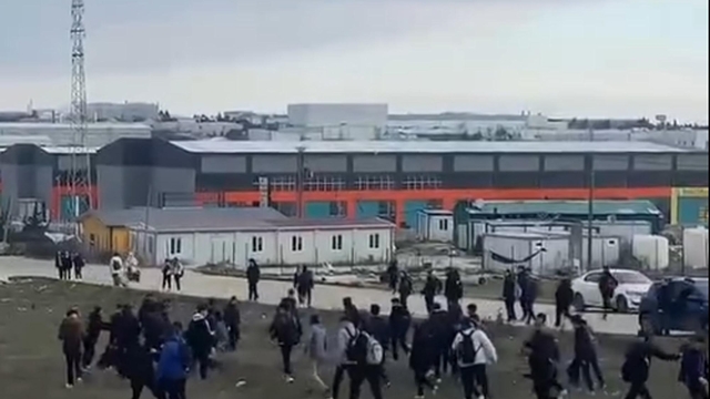 Lise Öğrencilerinin Kavgası Kamerada