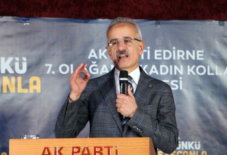 Uraloğlu: Halkalı-Kapıkule Hızlı Tren projesinde Çerkezköy-Kapıkule etabını 2025’te açmayı planlıyoruz (2)