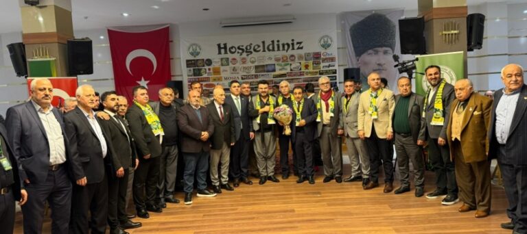 URFALILAR DAYANIŞMA GECESİNDE BİR ARAYA GELDİ
