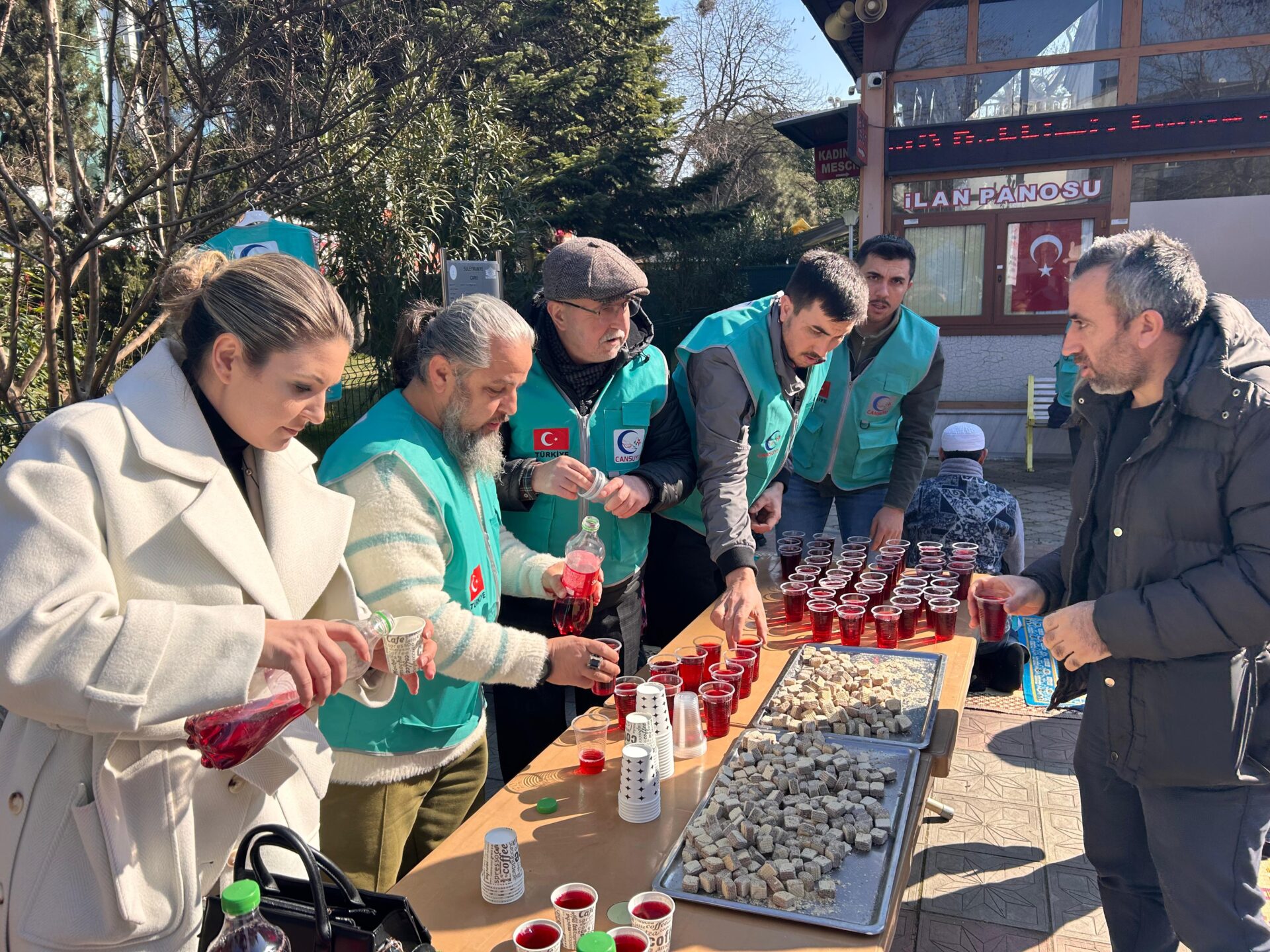 Cansuyu’ndan Berat İkramı Cansuyu’ndan Berat İkramı