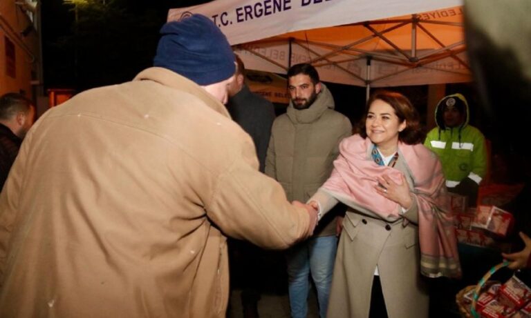 Belediye Başkanı Topak Berat Kandilini Kutladı