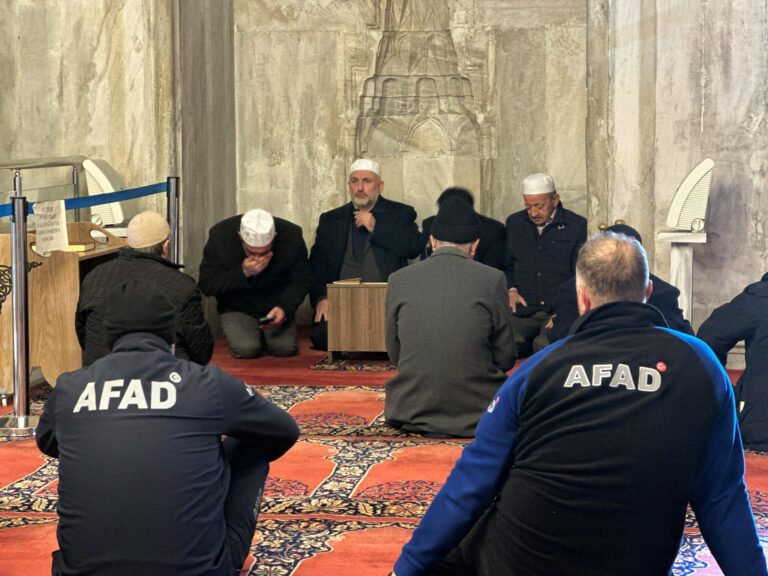 Edirne’de AFAD’dan depremde ölenler için mevlit