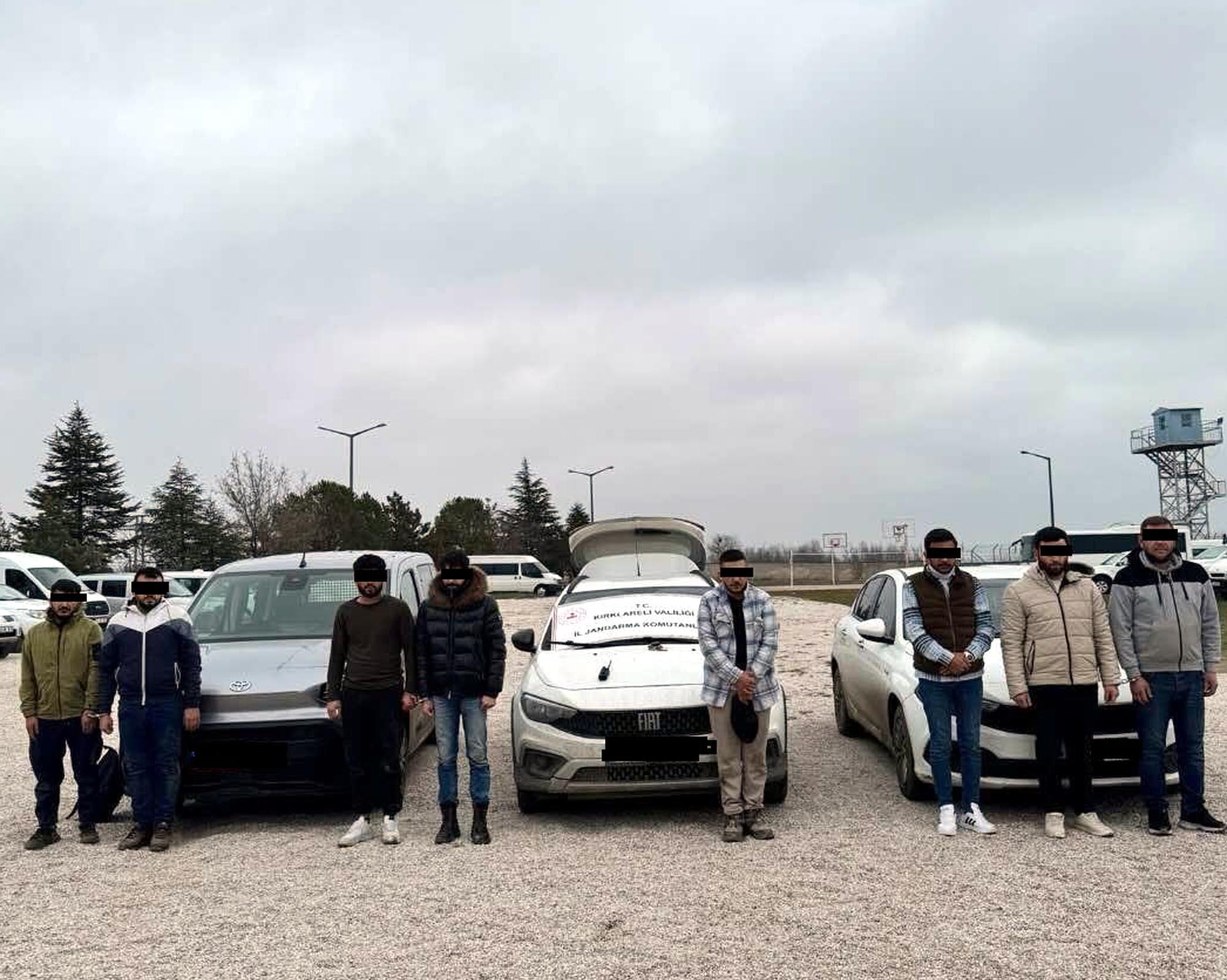 Kırklareli’de 66 kaçak göçmen yakalandı Kırklareli’de 66 kaçak göçmen yakalandı