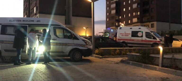 Küçük Kız Babasının Evinde Ölü Bulundu