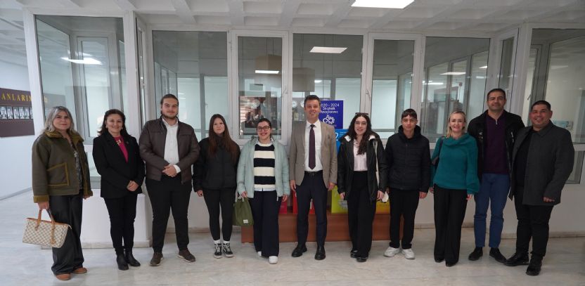 Özel Yetenek Sınavı Hazırlık Kursumuz İlk Mezunlarını Verdi Özel Yetenek Sınavı Hazırlık Kursumuz İlk Mezunlarını Verdi