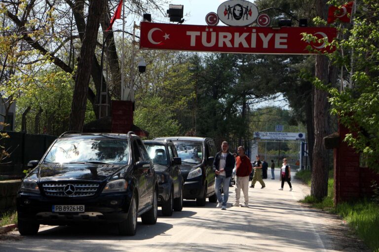 Pazarkule ve İpsala’da araç ve yolcu giriş-çıkışında yüzde 11’lik artış