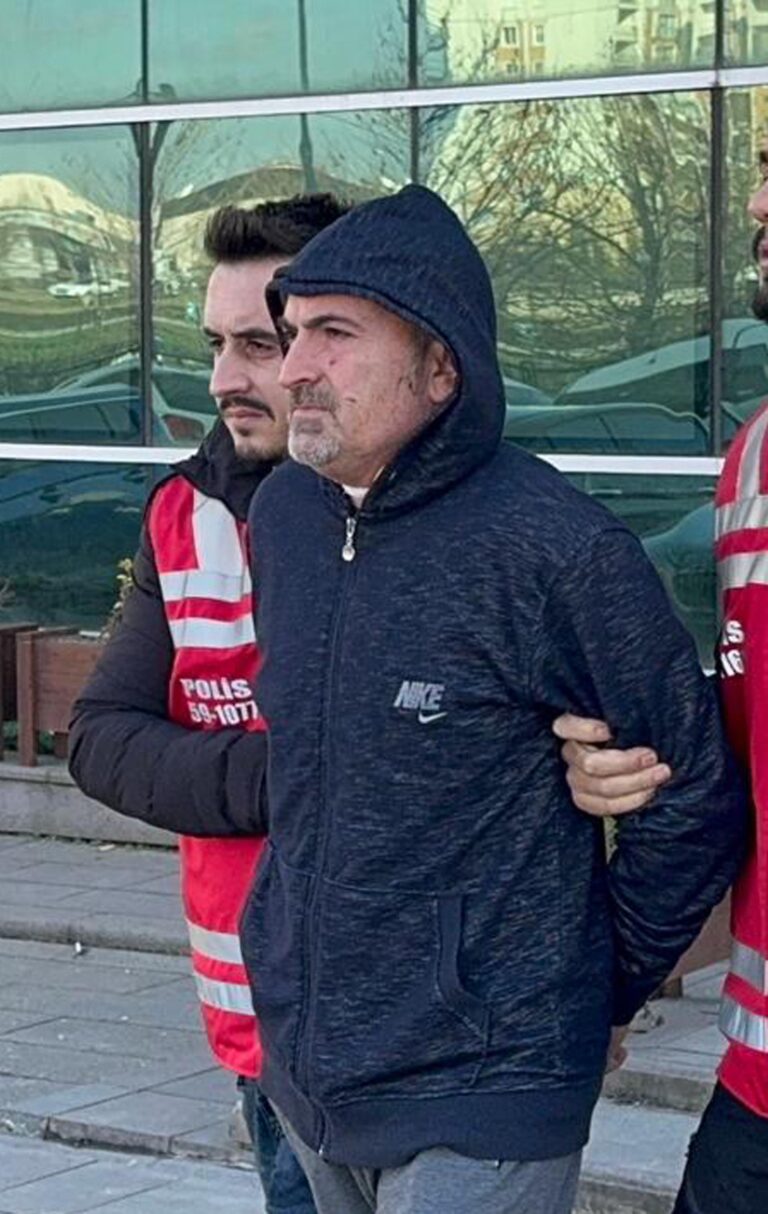 Tekirdağ’da 13 yaşındaki kız ölü, babası ağır yaralı bulundu (3) | Çorlu’da Haber