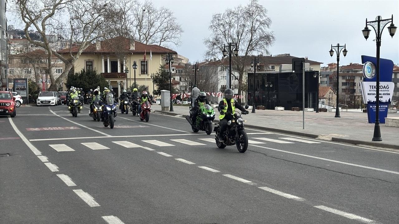 Tekirdağlı motorculardan ‘motorcu dostu bariyer’ eylemi | Çorlu’da Haber Tekirdağlı motorculardan ‘motorcu dostu bariyer’ eylemi | Çorlu’da Haber