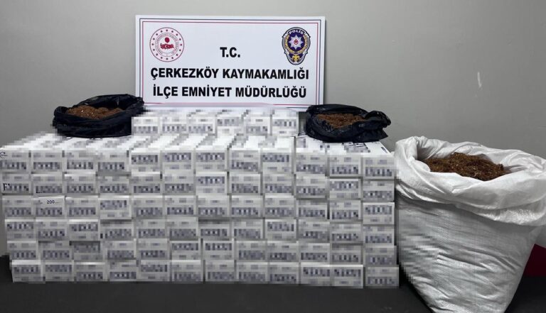 Durdurulan araçtan kaçak tütün ve makaron bulundu | Çorlu’da Haber