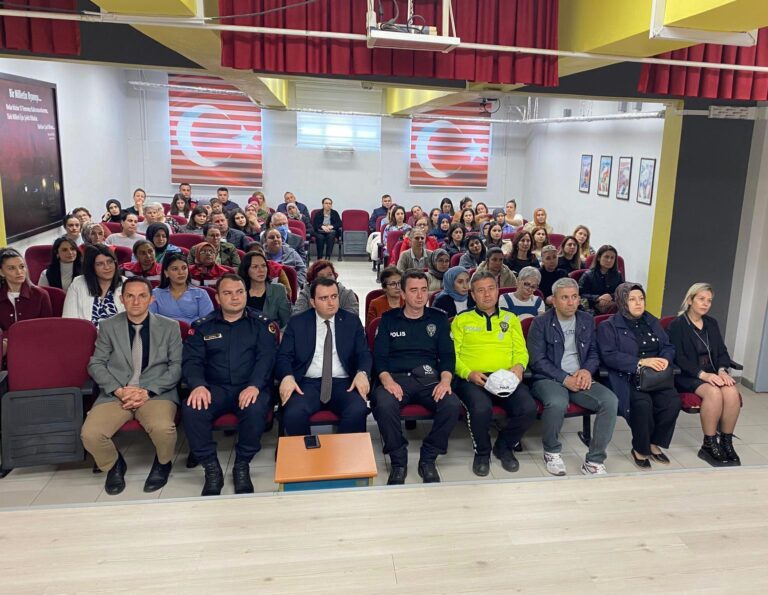 Edirne’de kadınlar KADES hakkında bilgilendirildi