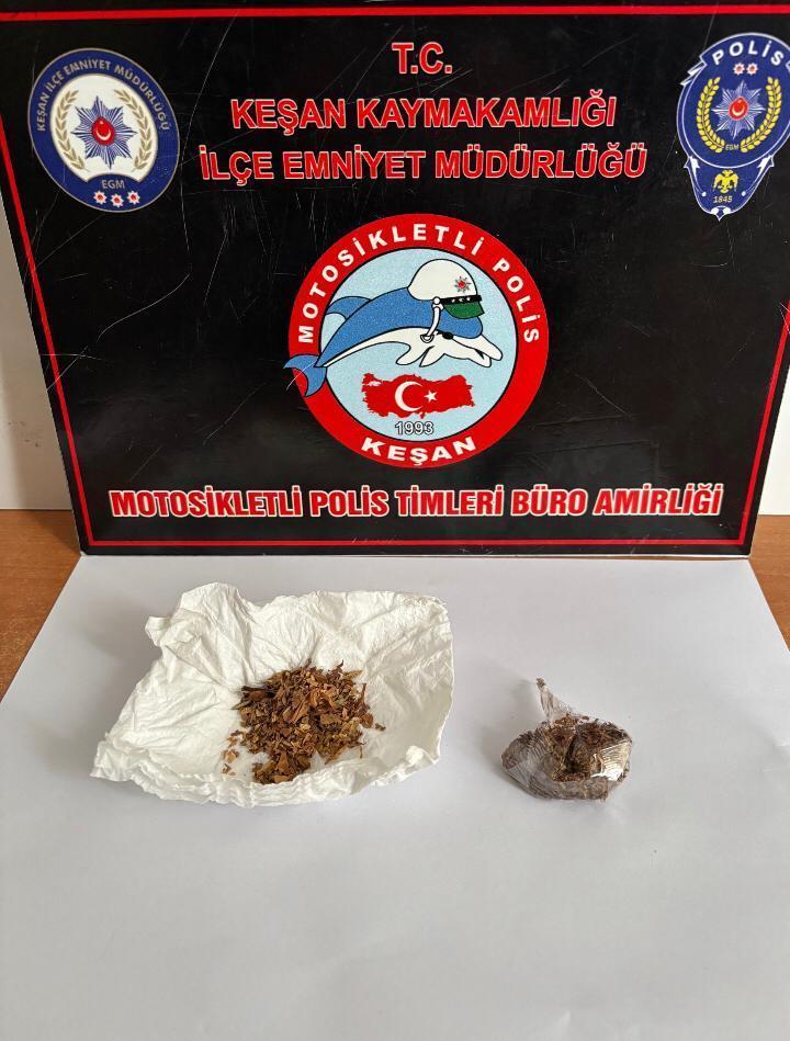 Edirne’de uyuşturucuyla yakalanan şüpheliye gözaltı