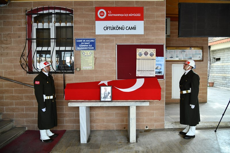 Gazi Doğan Defçi Son Yolculuğuna Uğurlandı Gazi Doğan Defçi Son Yolculuğuna Uğurlandı