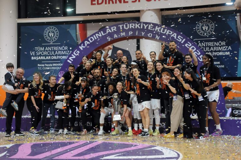 Kadınlar Basketbol Türkiye Kupası’nda şampiyon ÇBK Mersin oldu