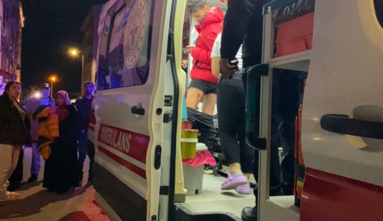Tartıştığı erkek arkadaşını bıçakla yaraladı | Çorlu’da Haber