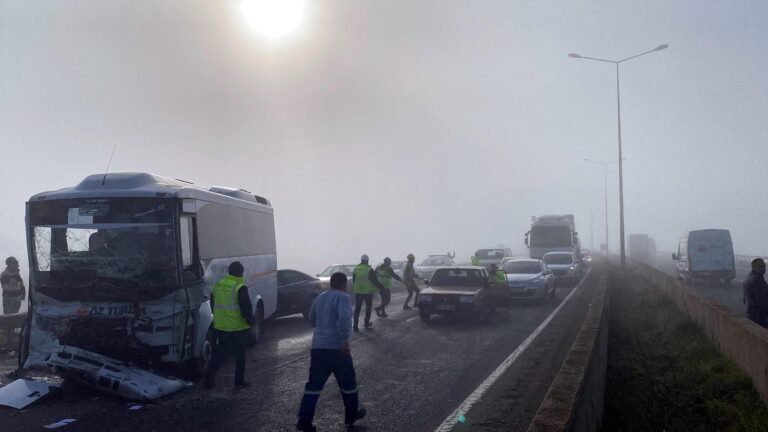 Tekirdağ’da siste zincirleme kaza: 7 yaralı | Çorlu’da Haber
