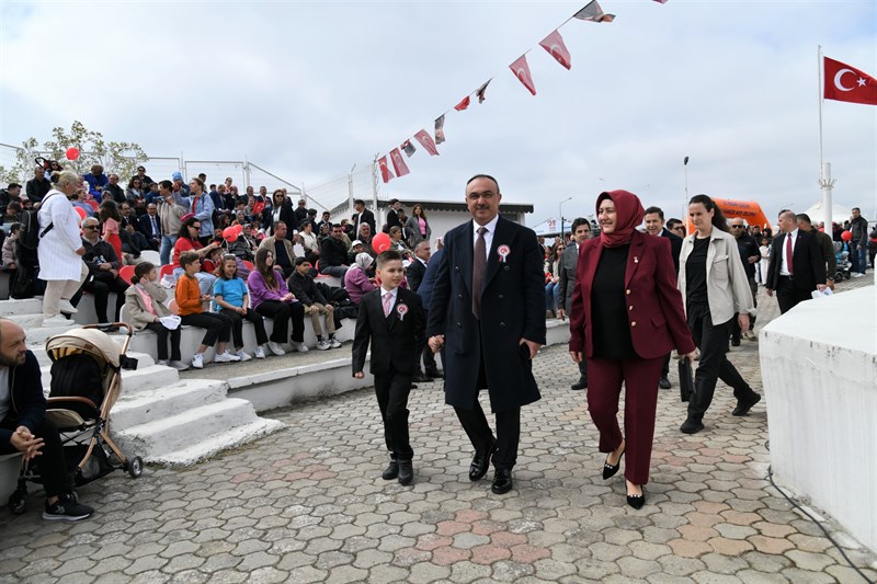 23 Nisan Ulusal Egemenlik ve Çocuk Bayramı Coşkuyla Kutlandı 23 Nisan Ulusal Egemenlik ve Çocuk Bayramı Coşkuyla Kutlandı
