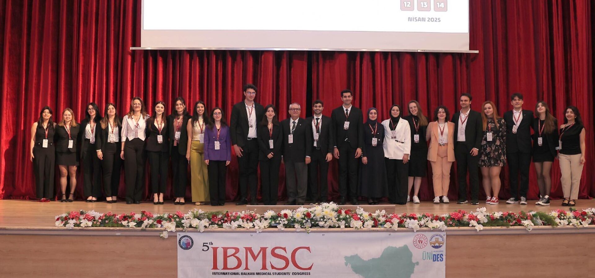 Balkanlardaki tıp öğrencileri Trakya Üniversitesi’nde buluştu Balkanlardaki tıp öğrencileri Trakya Üniversitesi’nde buluştu