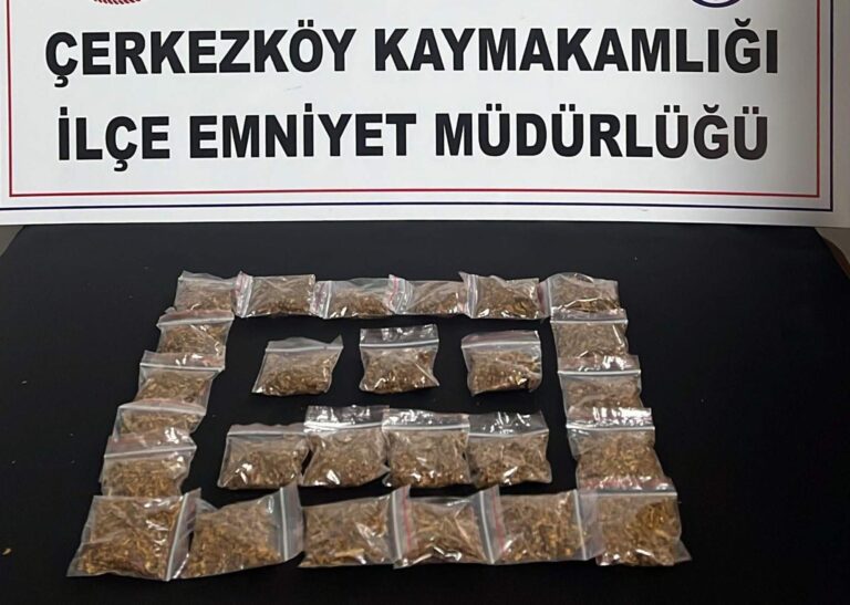 Çerkezköy’de motosikletle uyuşturucu satan 2 şüpheli yakalandı | Çorlu’da Haber