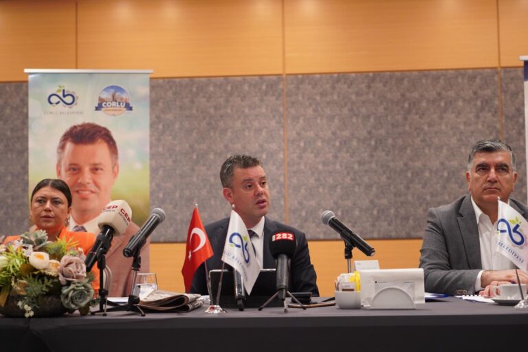 Çorlu Belediye Başkanı Sarıkurt, basın mensuplarıyla buluştu | Çorlu’da Haber