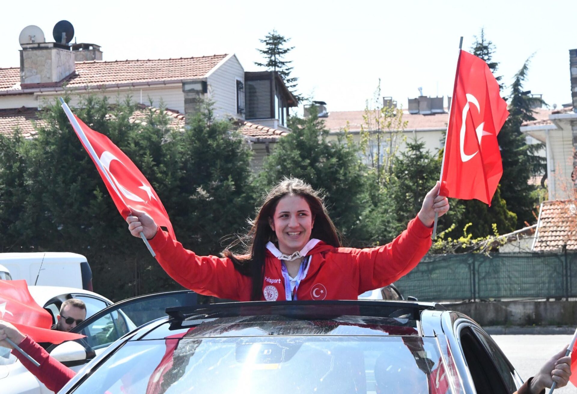 Dünya şampiyonu Esma Nur’a coşkulu karşılama | Çorlu’da Haber Dünya şampiyonu Esma Nur’a coşkulu karşılama | Çorlu’da Haber