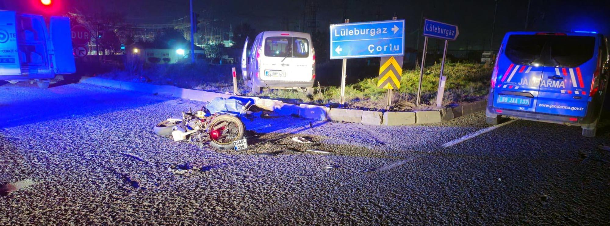 Hafif ticari araç ile motosiklet çarpıştı; 1 ölü, 1 yaralı | Çorlu’da Haber Hafif ticari araç ile motosiklet çarpıştı; 1 ölü, 1 yaralı | Çorlu’da Haber