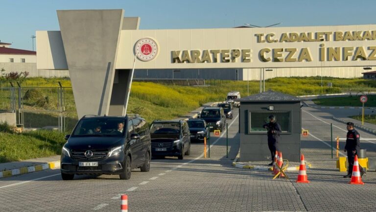 Özgür Özel, Murat Ongun’u ziyaret etti | Çorlu’da Haber
