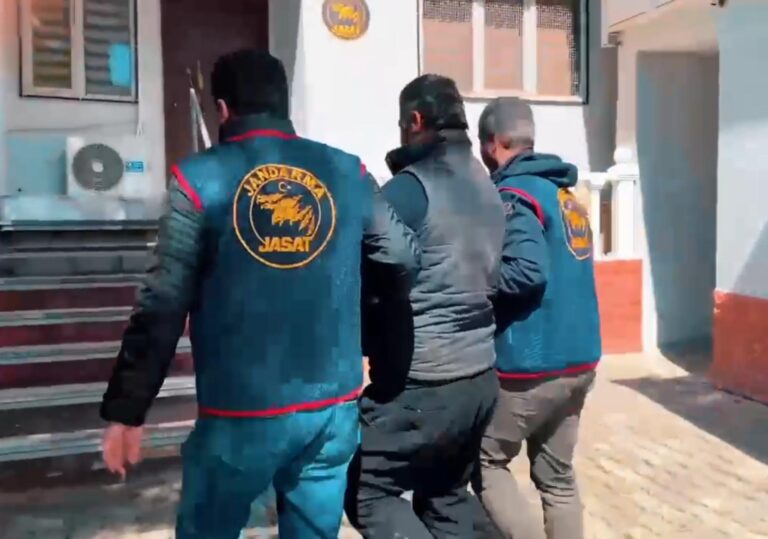 15 Yıl Hapisle Aranan Hükümlü Yakalandı
