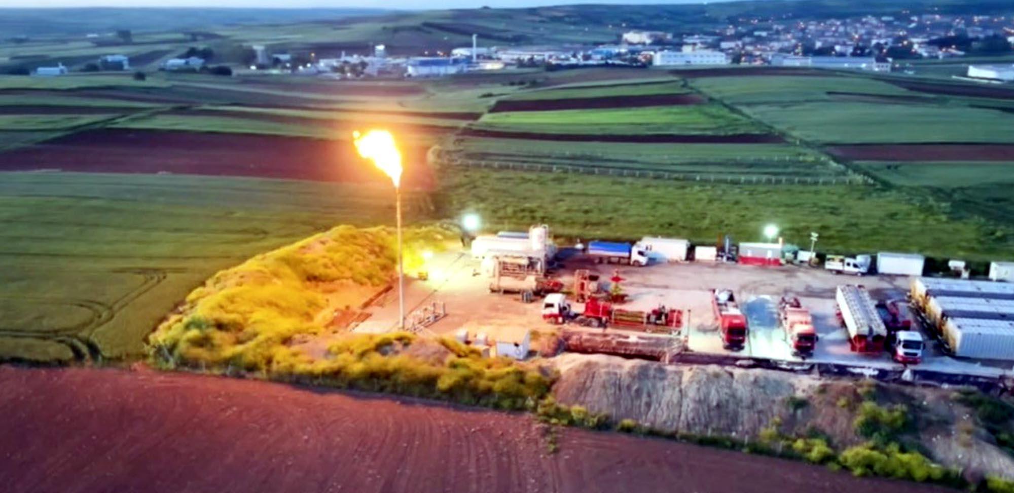 Tekirdağ’da 3’üncü doğal gaz kuyusunu açan firma, günlük 20 bin metreküp üretim yapacak | Çorlu’da Haber Tekirdağ’da 3’üncü doğal gaz kuyusunu açan firma, günlük 20 bin metreküp üretim yapacak | Çorlu’da Haber