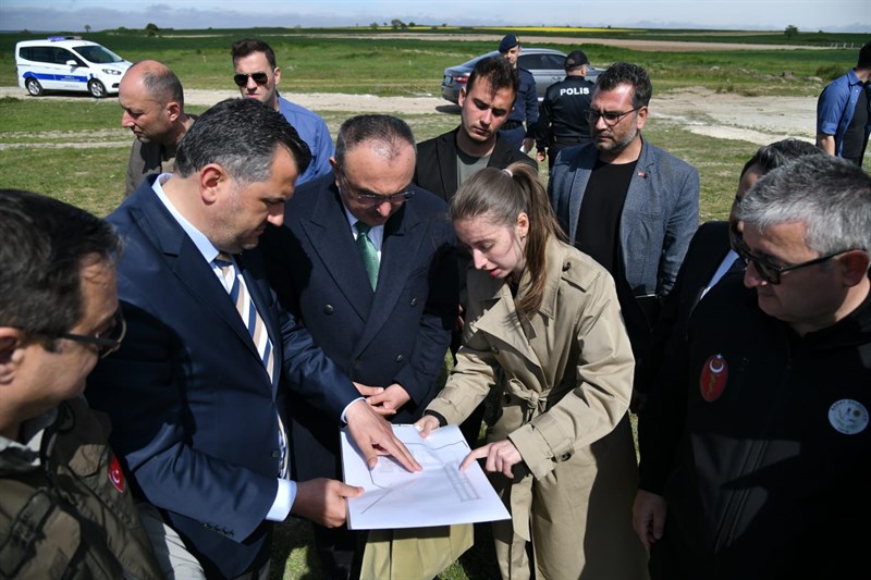 Vali Soytürk Hayvan Bakımevi ve Doğal Yaşam Alanı’nda İncelemelerde Bulundu Vali Soytürk Hayvan Bakımevi ve Doğal Yaşam Alanı’nda İncelemelerde Bulundu