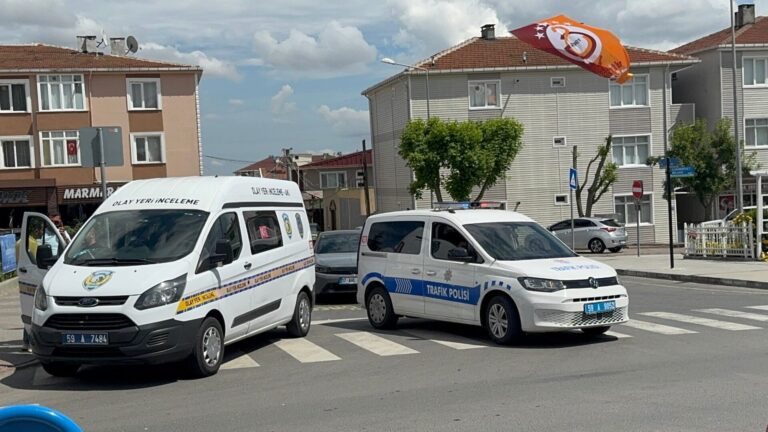Cuma Namazı Sonrası Muhtara Bıçaklı Saldırı: Hastaneye Kaldırıldı