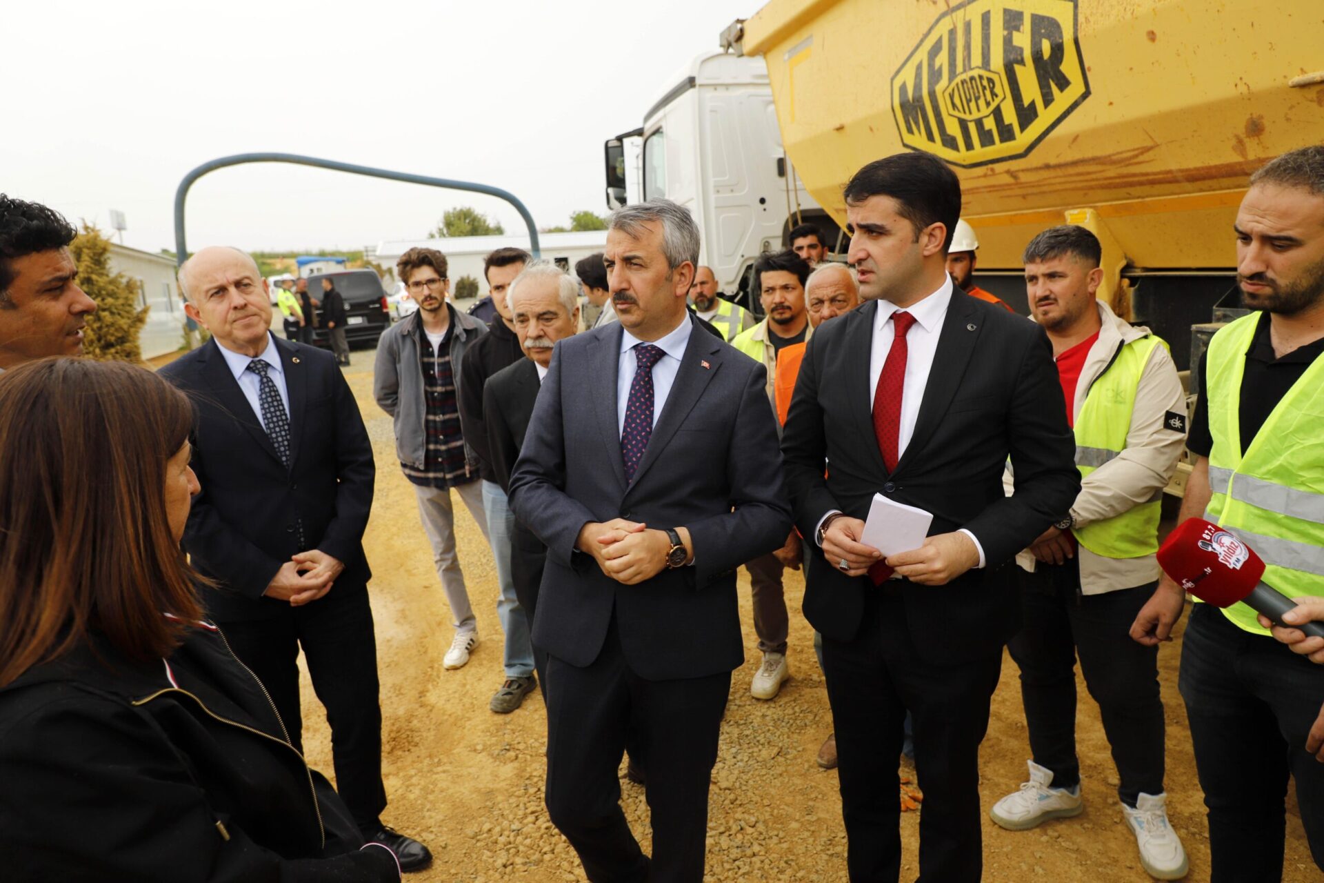 Edirne Valisi Sezer, Keşan OSB’de inceleme yaptı Edirne Valisi Sezer, Keşan OSB’de inceleme yaptı