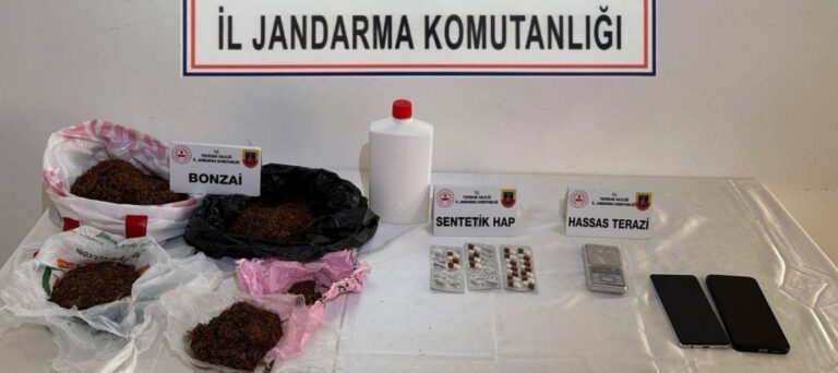 JANDARMA TARAFINDAN 8 KİŞİ GÖZALTINA ALINDI