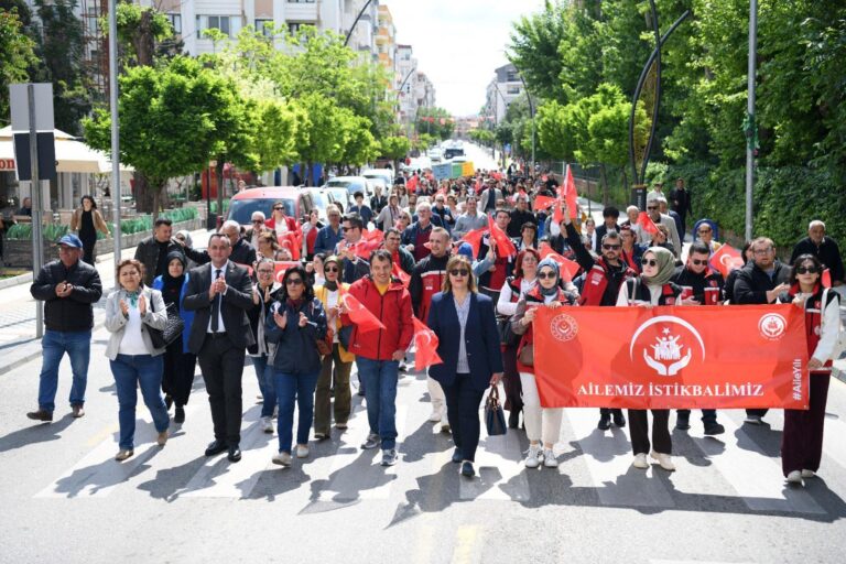 Keşan’da Engelliler Haftası dolayısıyla ‘Farkındalık yürüyüşü’
