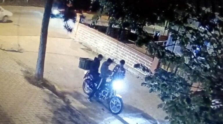 Motosikletle uyuşturucu satışı kamerada | Çorlu’da Haber