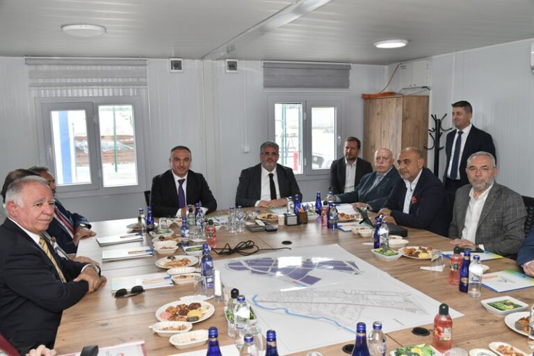 Vali Soytürk Başkanlığında Çerkezköy Özel Endüstri Bölgesi Toplantısı Yapıldı