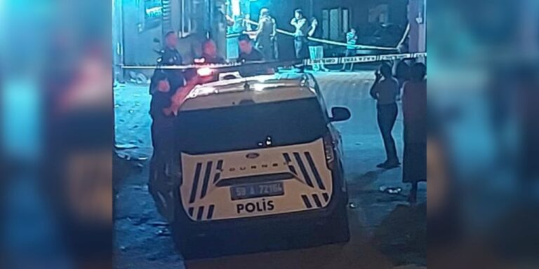 Husumetlilerine Tüfekle Ateş Açtı; 1 Çocuk Öldü, 4 Yaralı