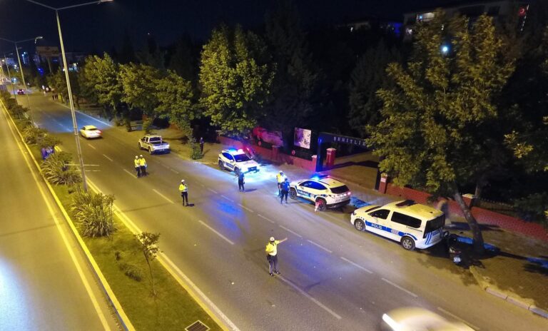 Çorlu’da trafik polislerinden gece denetimi | Çorlu’da Haber