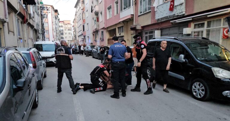 Edirne’de 2 grup arasında bıçak ve sopalı kavga; 5 yaralı, 10 gözaltı