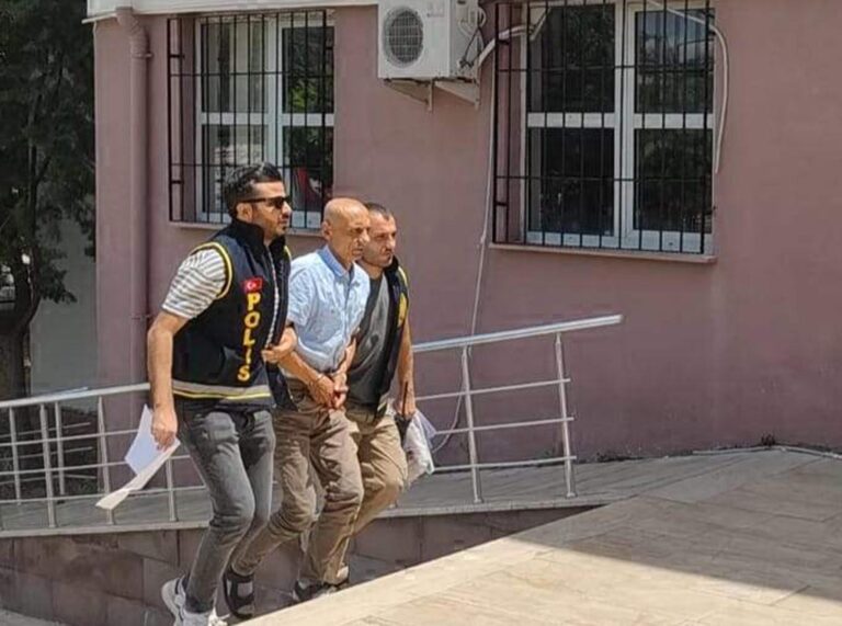 Eşini bıçakla ağır yaraladı | Çorlu’da Haber