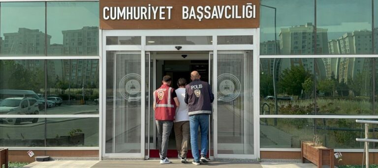 O BABA  AKIL HASTANESİNE SEVK EDİLDİ