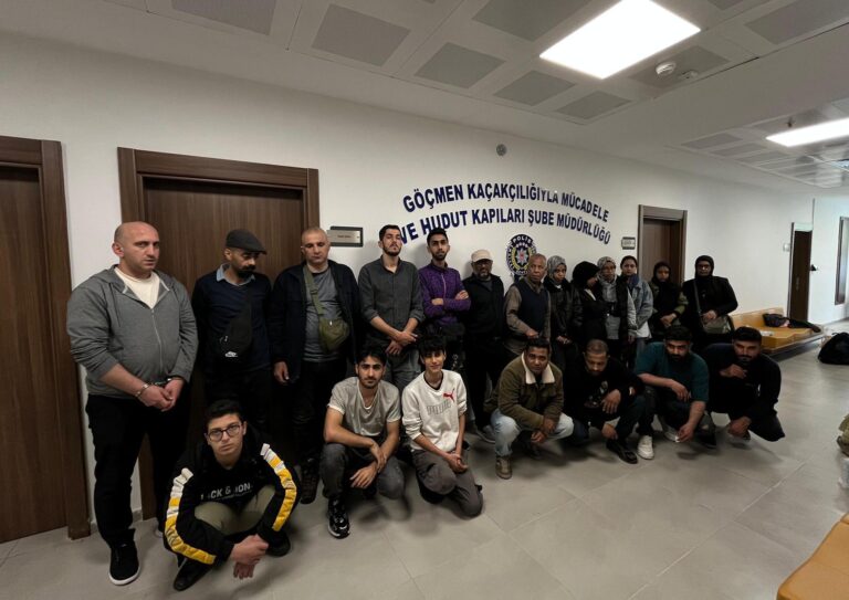 Tekirdağ’da 21 kaçak göçmen yakalandı | Çorlu’da Haber