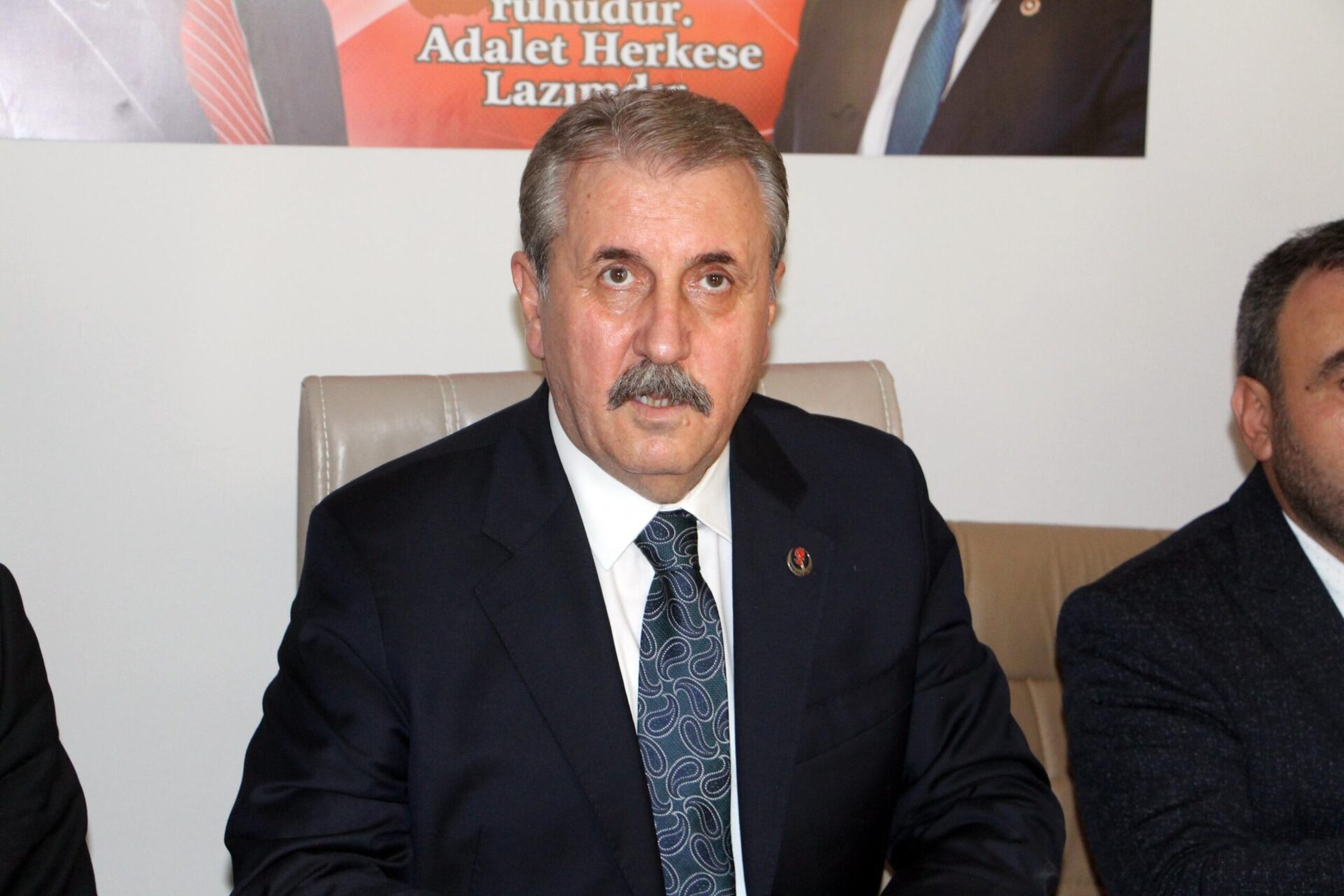 Destici: Batı Trakya Türklüğü yalnız değildir Destici: Batı Trakya Türklüğü yalnız değildir