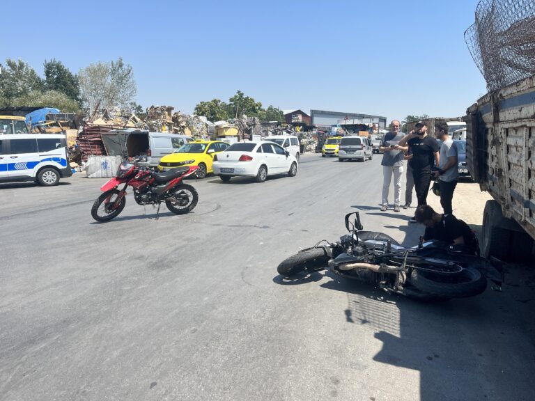 Edirne’de motosikletler çarpıştı; 2 yaralı