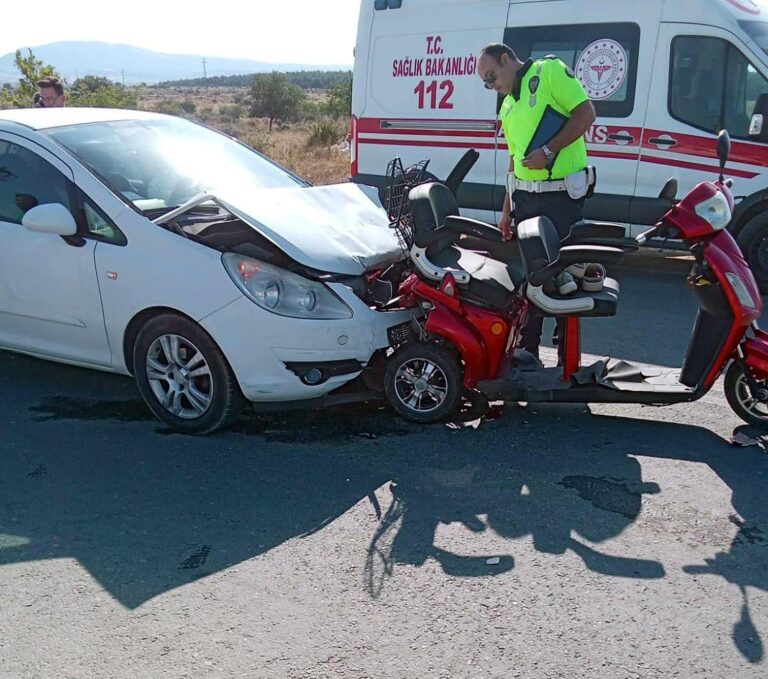 Edirne’de otomobil elektrikli bisiklete çarptı; 1 ölü, 1 yaralı