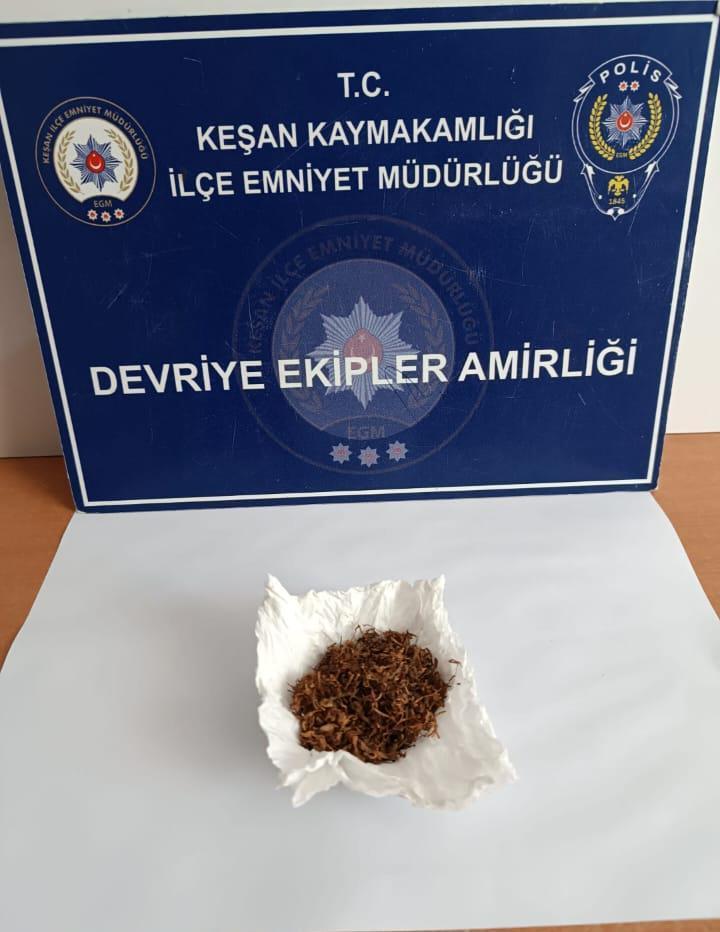 Edirne’de üzerinde uyuşturucuyla yakalanan şüpheli gözaltına alındı